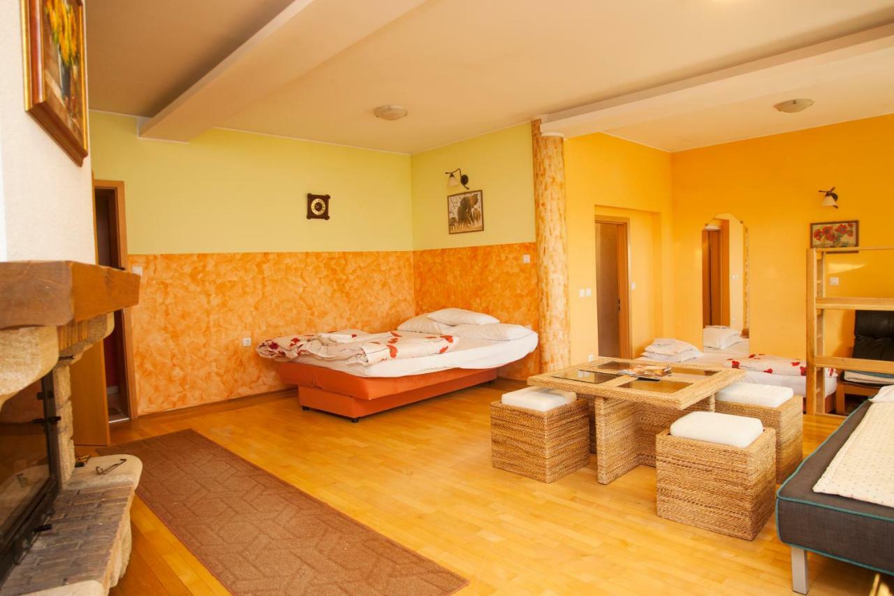 Guest House Celan Spodnja Hajdina Екстер'єр фото