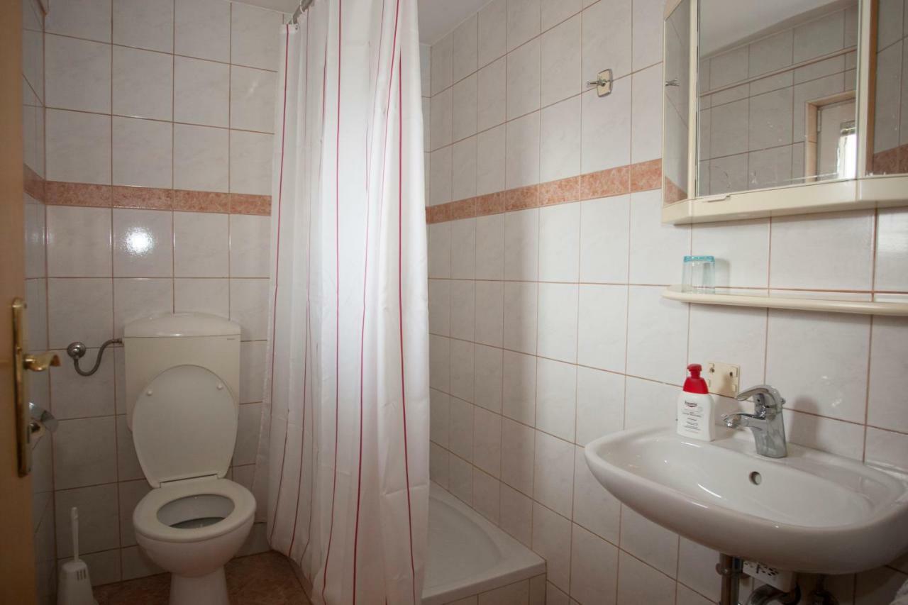 Guest House Celan Spodnja Hajdina Екстер'єр фото