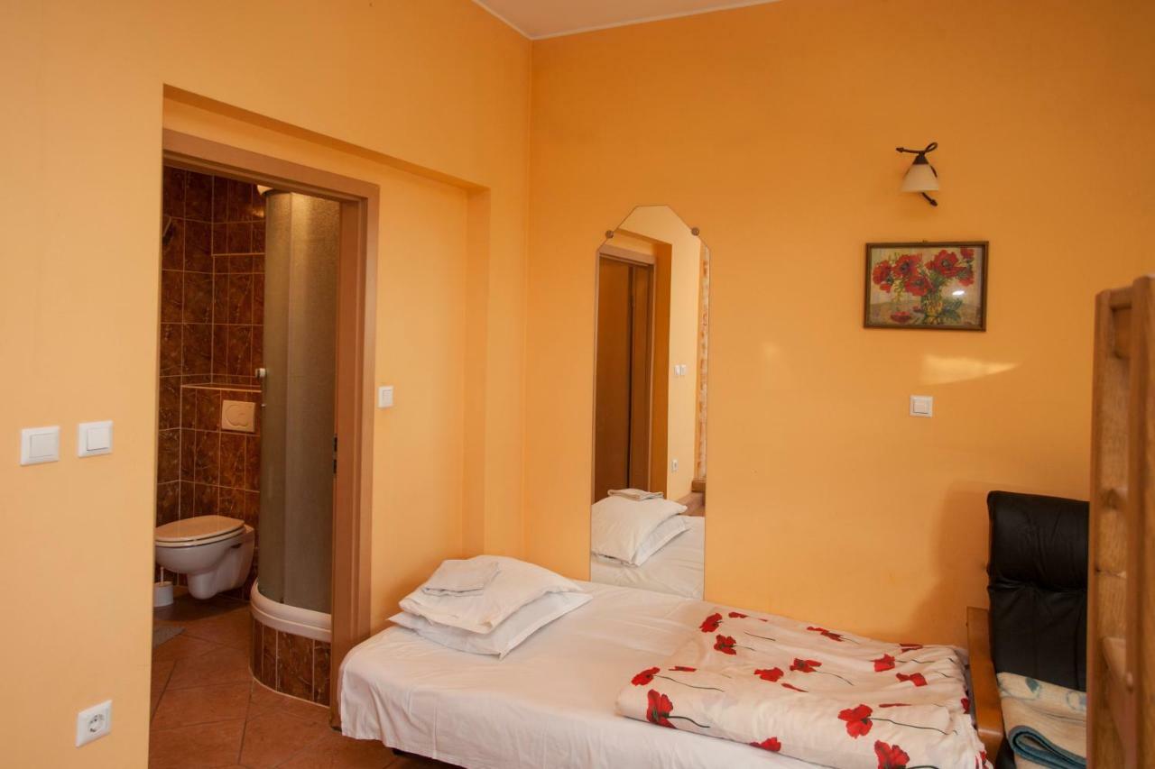 Guest House Celan Spodnja Hajdina Екстер'єр фото