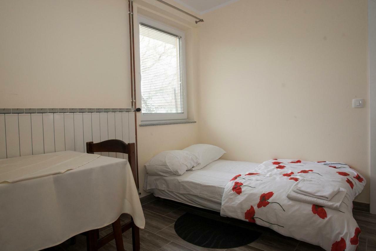 Guest House Celan Spodnja Hajdina Екстер'єр фото