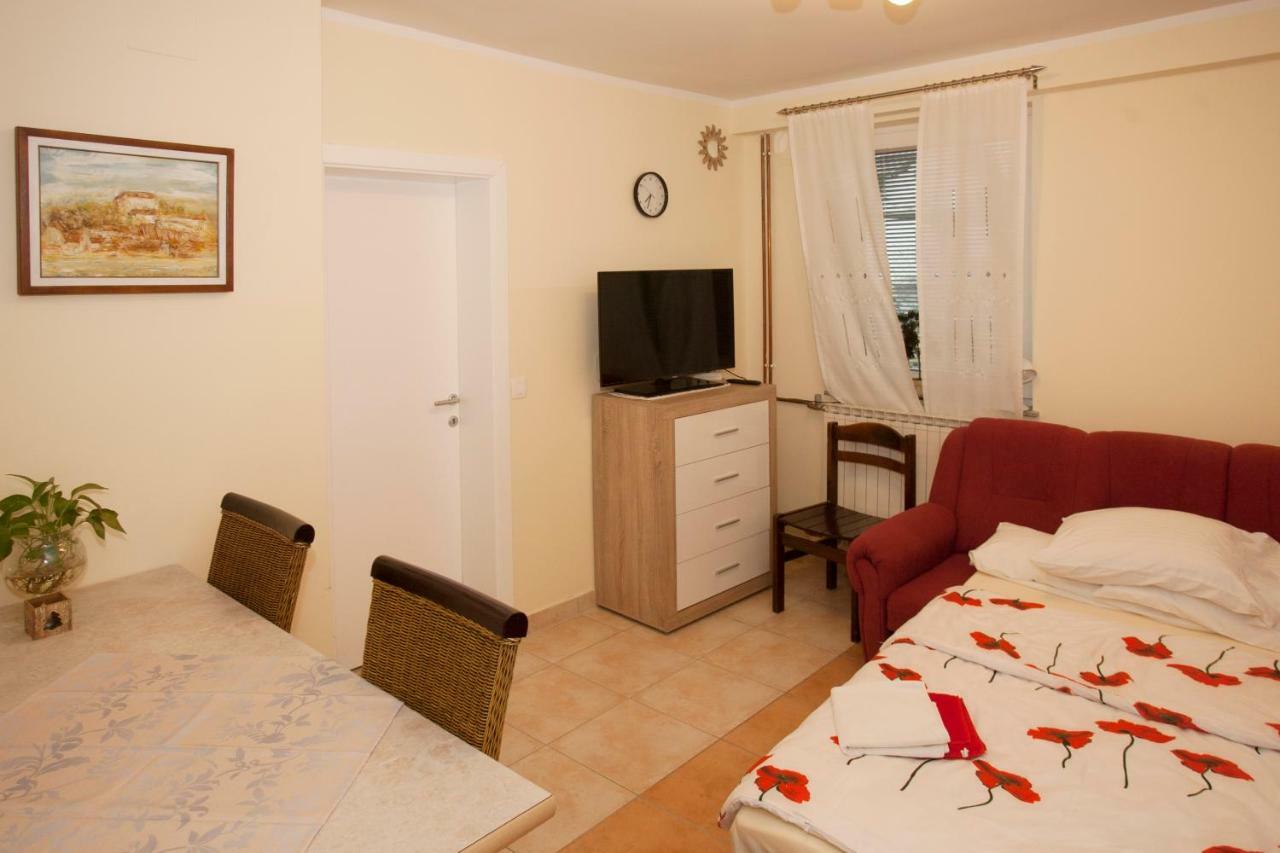 Guest House Celan Spodnja Hajdina Екстер'єр фото